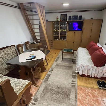 Kraljeva Breza Сasa de vacaciones *